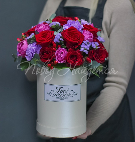 Цветы в шляпной коробке Розмари