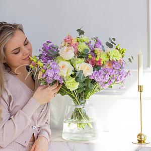 Цветы по подписке Подписка L