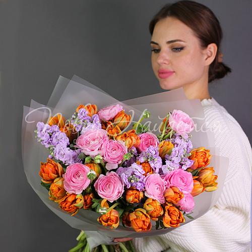 Яркая весна