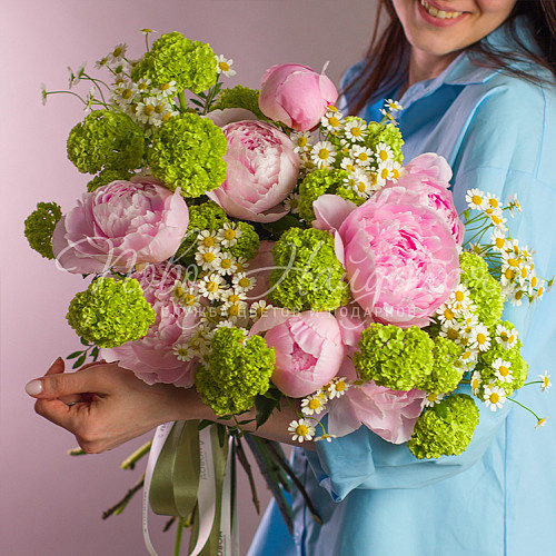 Букеты с РОМАШКОЙ В утреннем саду