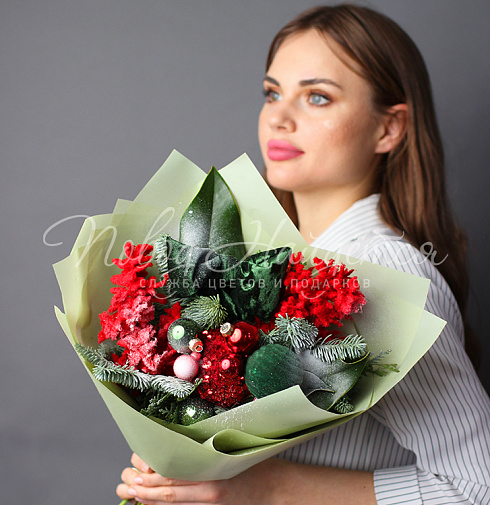 Снегири на ветке