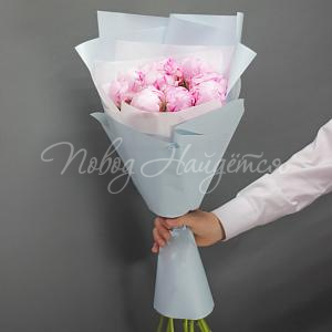 Розовый крем