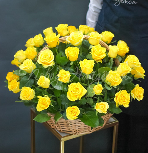 Розы в корзинах Сидней