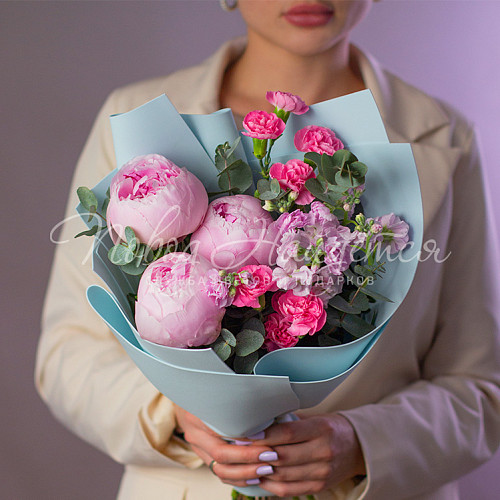 ЛЕТО Настойчивый романтик