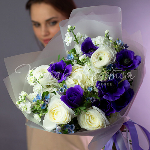 Букеты с РАНУНКУЛЮСАМИ Небесное покрывало